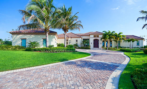 Best Driveway Resurfacing Pavers  in Frazeysburg, OH